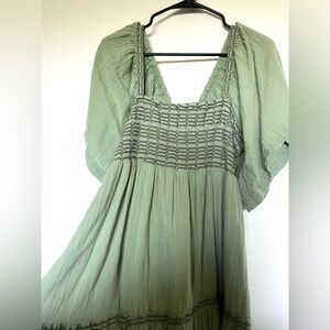 Free People green dress with bow and sleeves